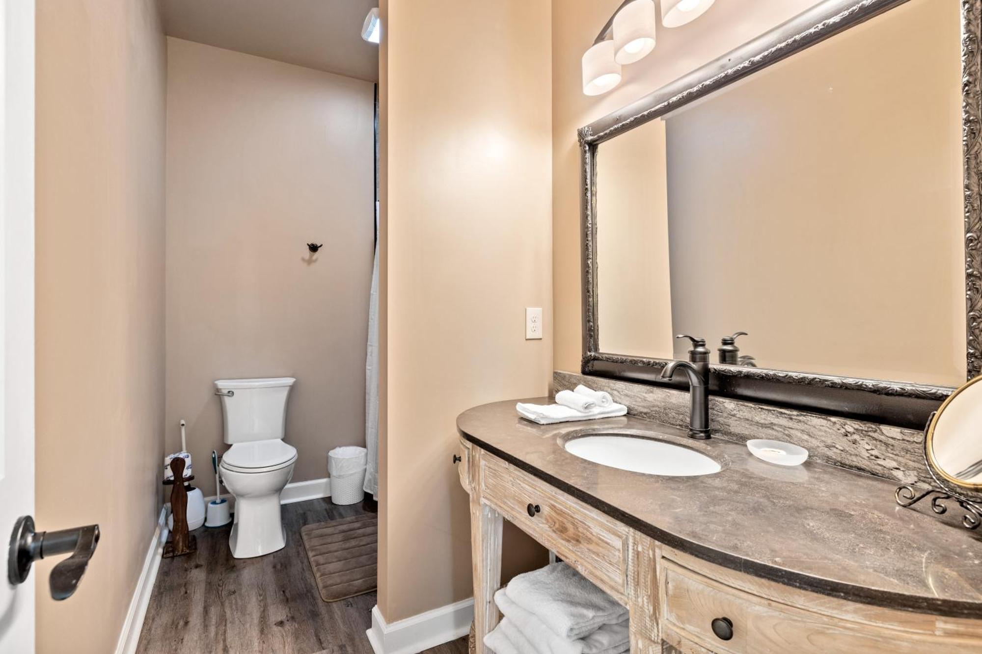 Bear Pass Is A 3 Bed 2 Bath Craftsman Style Home Located Within Walking Distance To Dt 蓋特林堡 外观 照片